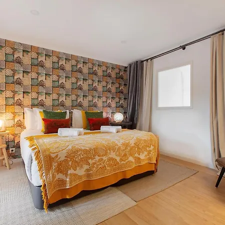 Grand Chiado Apartment *